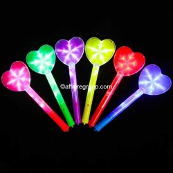 Barritas luminosas de corazones de colores