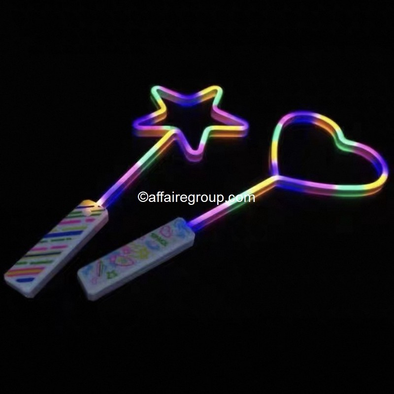 Palo de estrella con forma de corazón LED