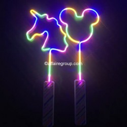 Bâton lumineux led néon licorne et ours